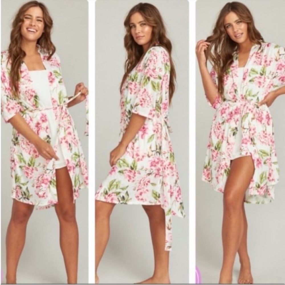 SHOW ME YOUR MUMU Pink Brie Robe Blooms‎ Floral O/S